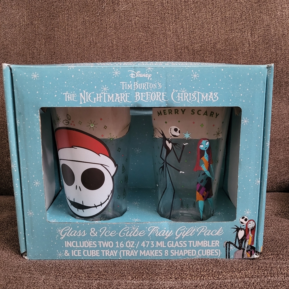 The Nightmare Before Christmas Glass And Ice Cube Tray Gift Set. Cups New!